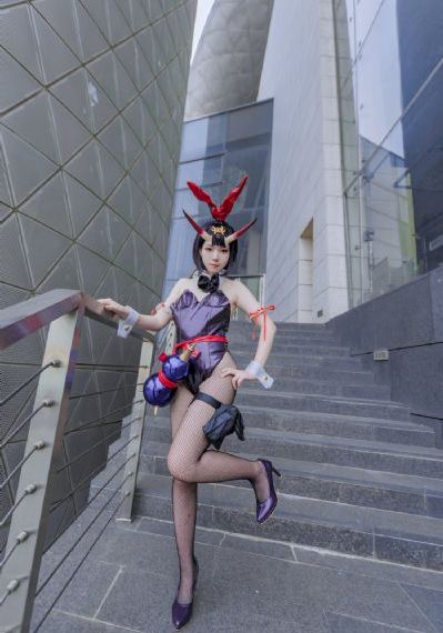 善良的妈妈的朋友